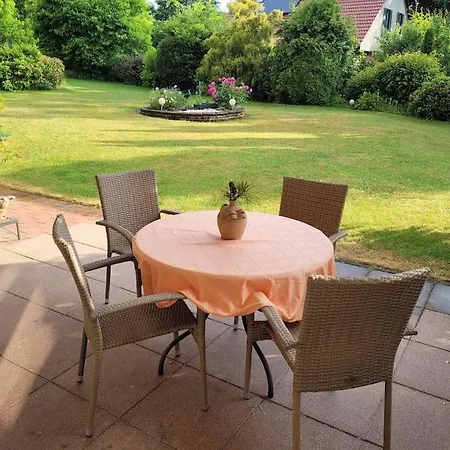 Grosses Haus Mit Garten, Sauna, Fluegel, Kamin Uvm فيلة *